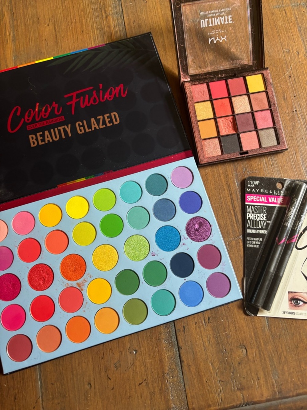 NWT/NWOT eye makeup bundle